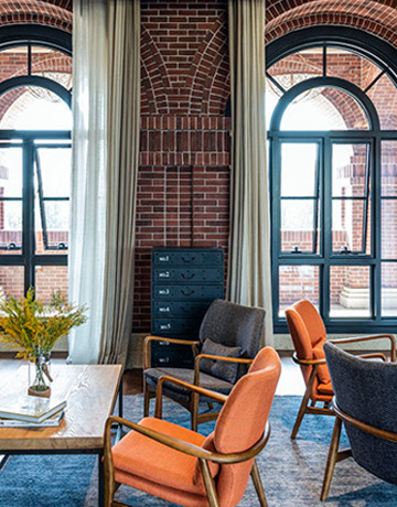 三大研發(fā)中心，引領(lǐng)流行趨勢